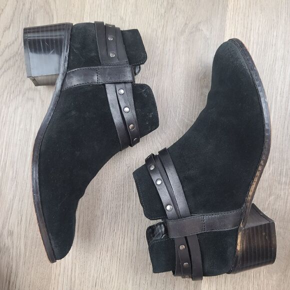 Clarks Sumerset Suede Ankle Booties size 7 - Picture 6 of 9